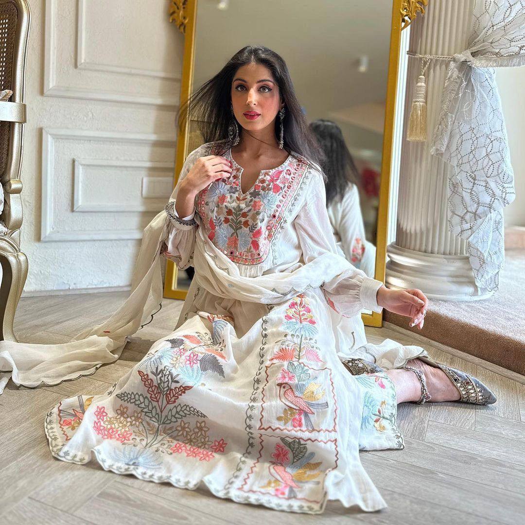 Timeless Full Embroidery Work Kurta Ensemble