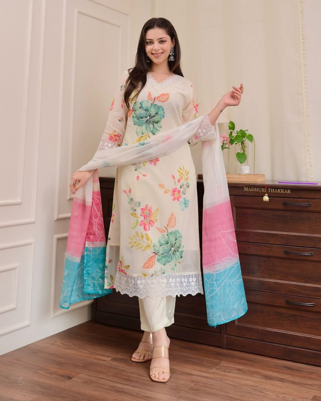 Beautiful Full Handwork Organza Suit Set
