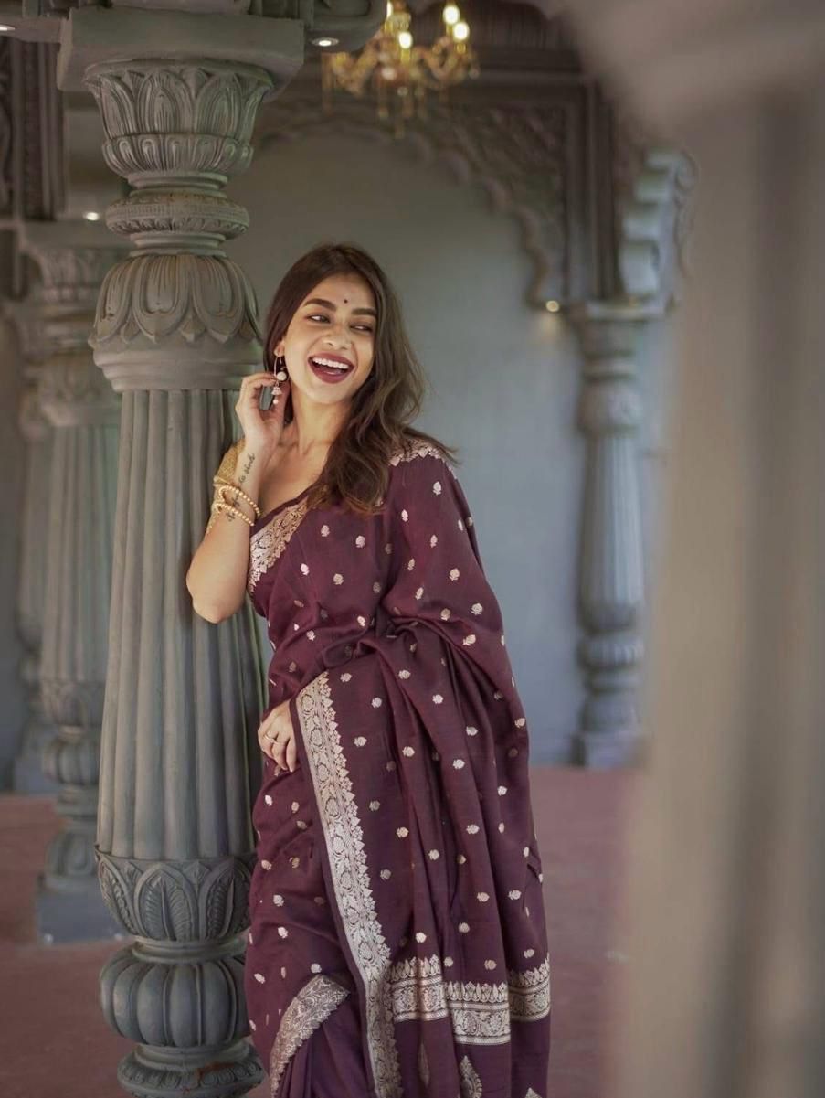 Elegant Soft Lichi Silk Saree with Jacquard Work