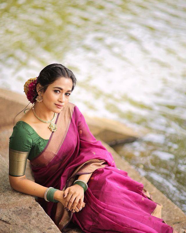 Soft Lichi Silk Saree with Rich Pallu & All-Over Jacquard Work