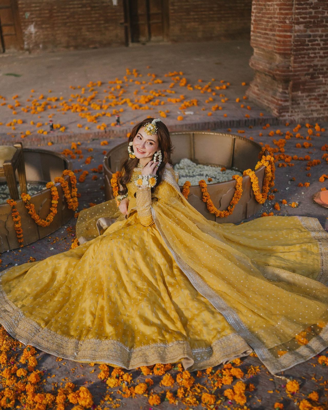 Filmy Fabulous Chinon Silk Embroidered Gown Set