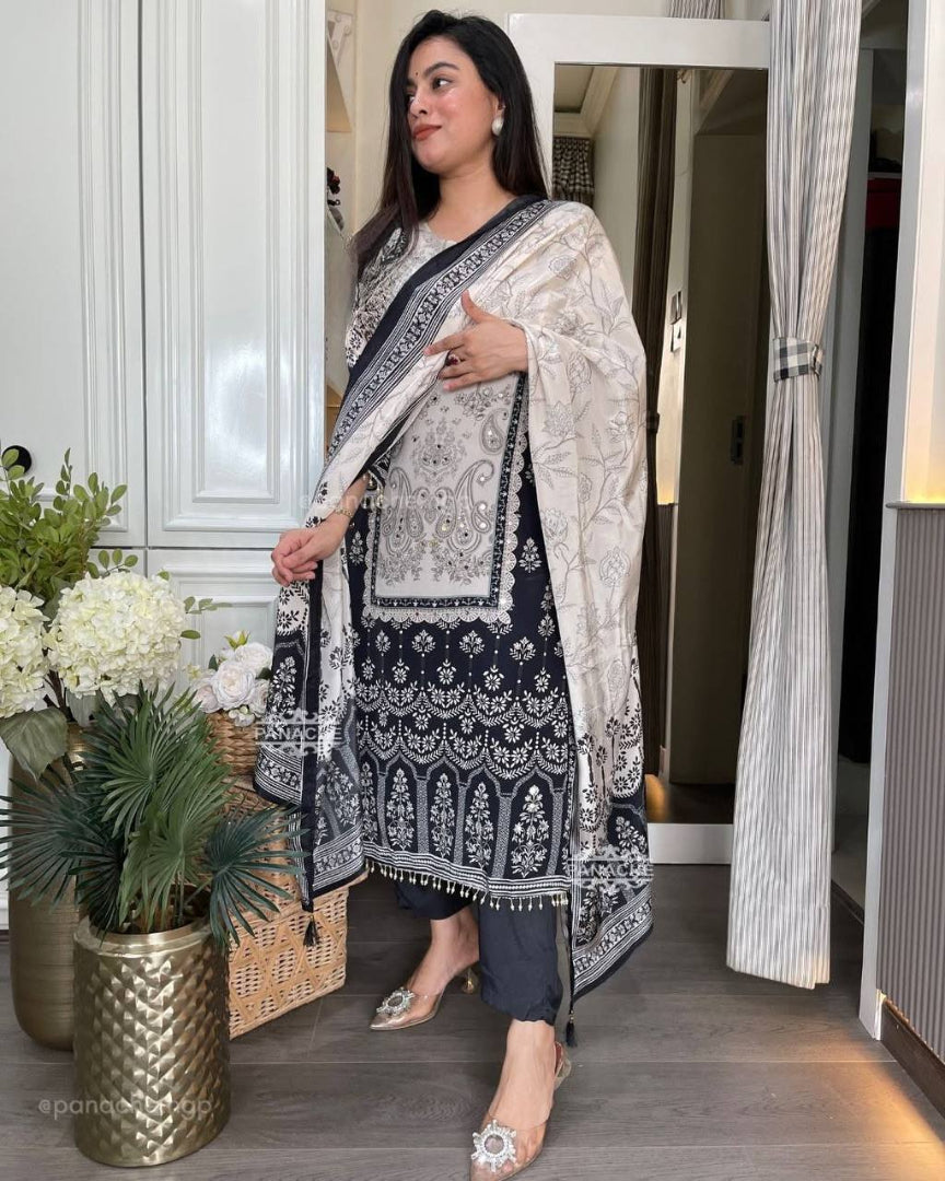 Trendy Chinon Printed Suit Set
