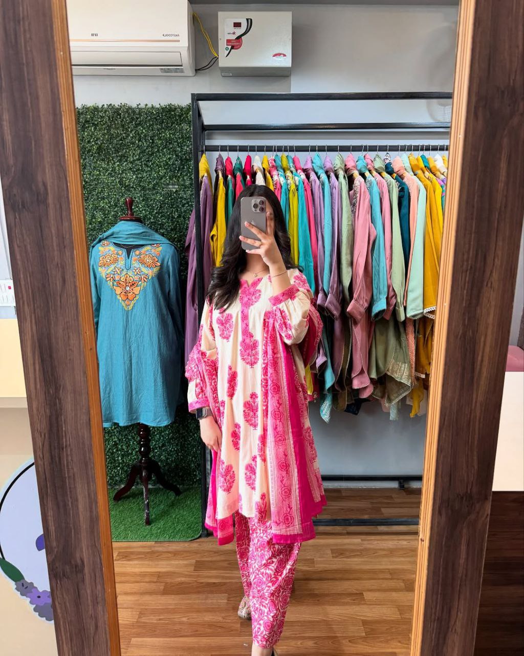 Effortless Style Meets Everyday Comfort – Mal Cotton Co-ord Set with Dupatta