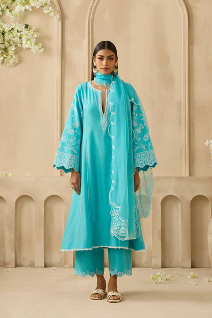 NEW BEAUTIFUL ROMAN SILK KURTA SET