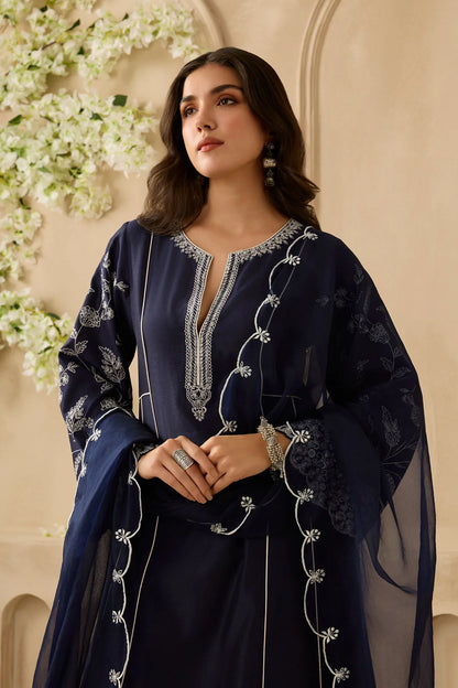 NEW BEAUTIFUL ROMAN SILK KURTA SET