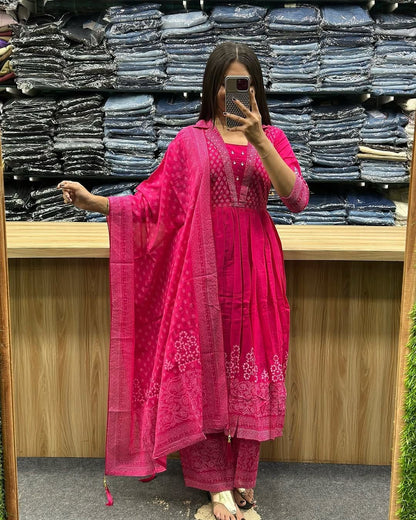 Beautiful Anarkali kurta pant dupatta
