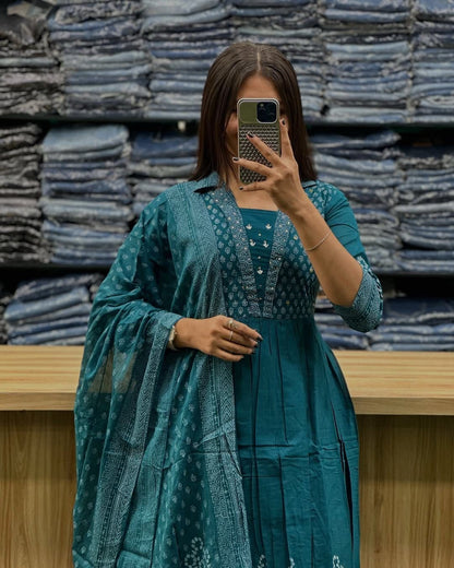 Beautiful Anarkali kurta pant dupatta