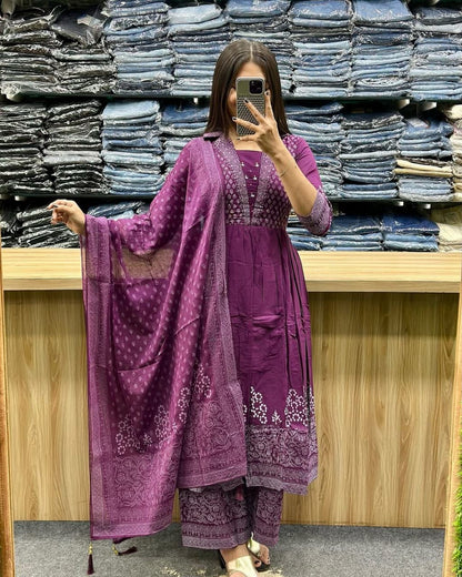 Beautiful Anarkali kurta pant dupatta