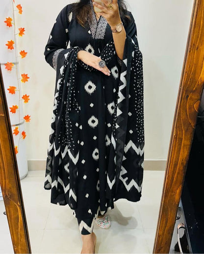 Premium Discharge Cotton 3-Piece Set with Handwork