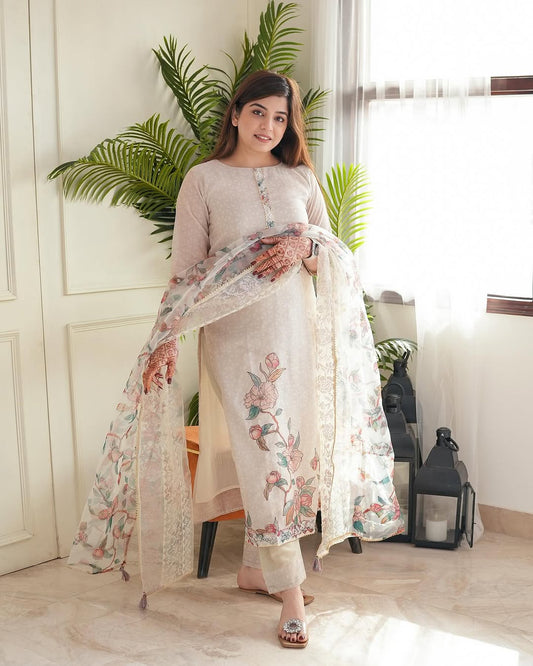 Off-White Lilen Printed Suit Set