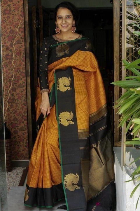 Elegant Soft Lichi Silk Saree with Jacquard Work