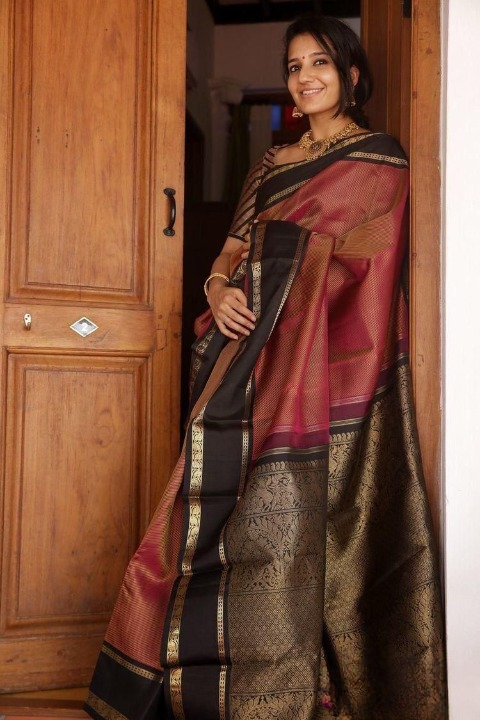 Elegant Soft Lichi Silk Saree with Jacquard Work