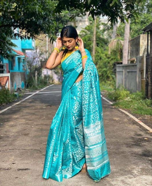 Elegant Soft Lichi Silk Saree with Jacquard Work