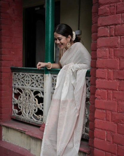 Floral Print Banarasi  Soft Lichi Silk Saree