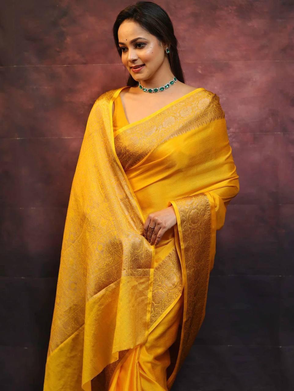 Premium Soft Lichi Silk Saree with Rich Pallu