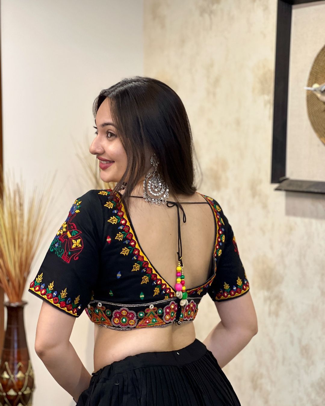 BEAUTIFUL LEHNGA CHOLI