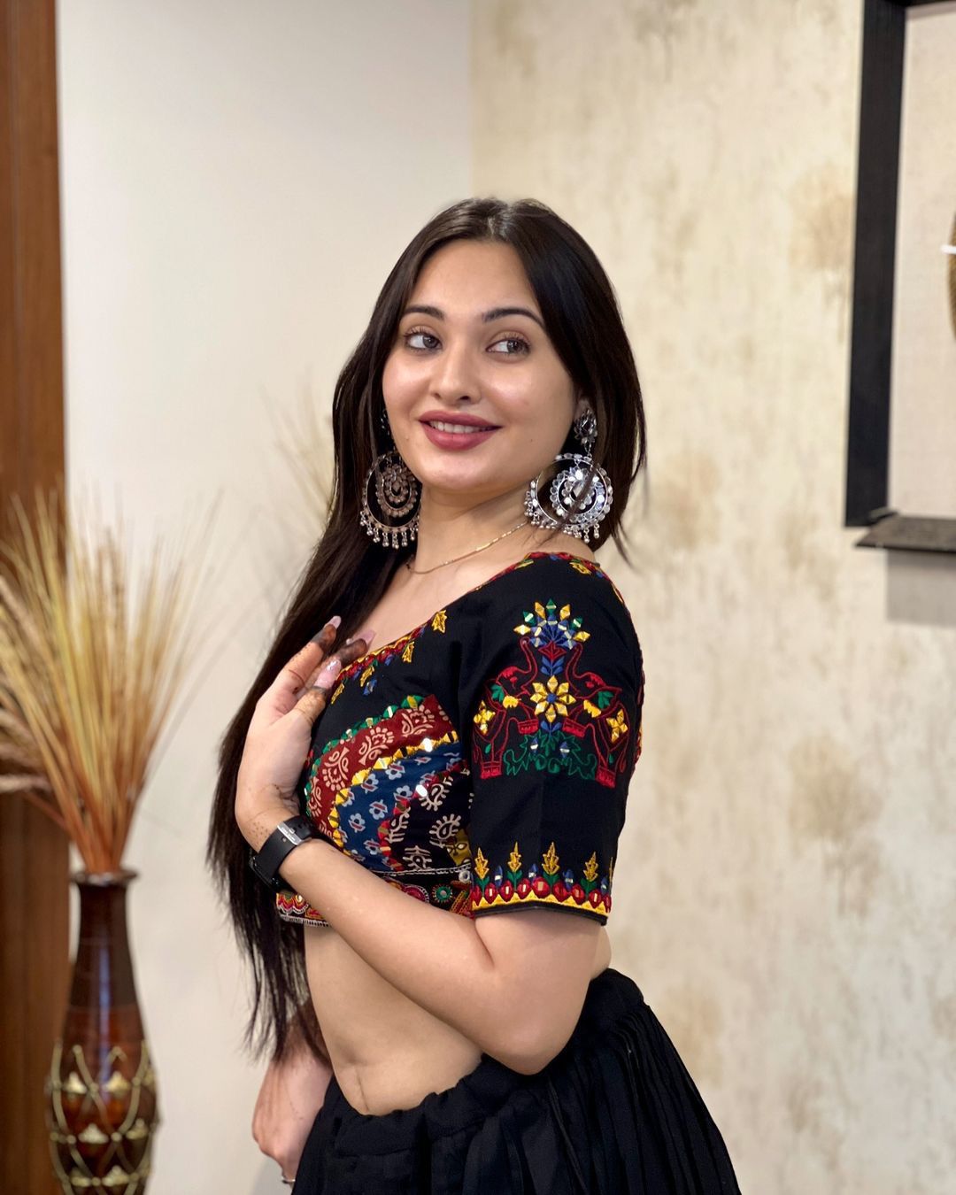 BEAUTIFUL LEHNGA CHOLI