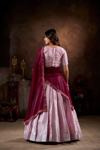 GOERGEOUS JACQUARD SILK TRENDING LEHENGA CHOLI