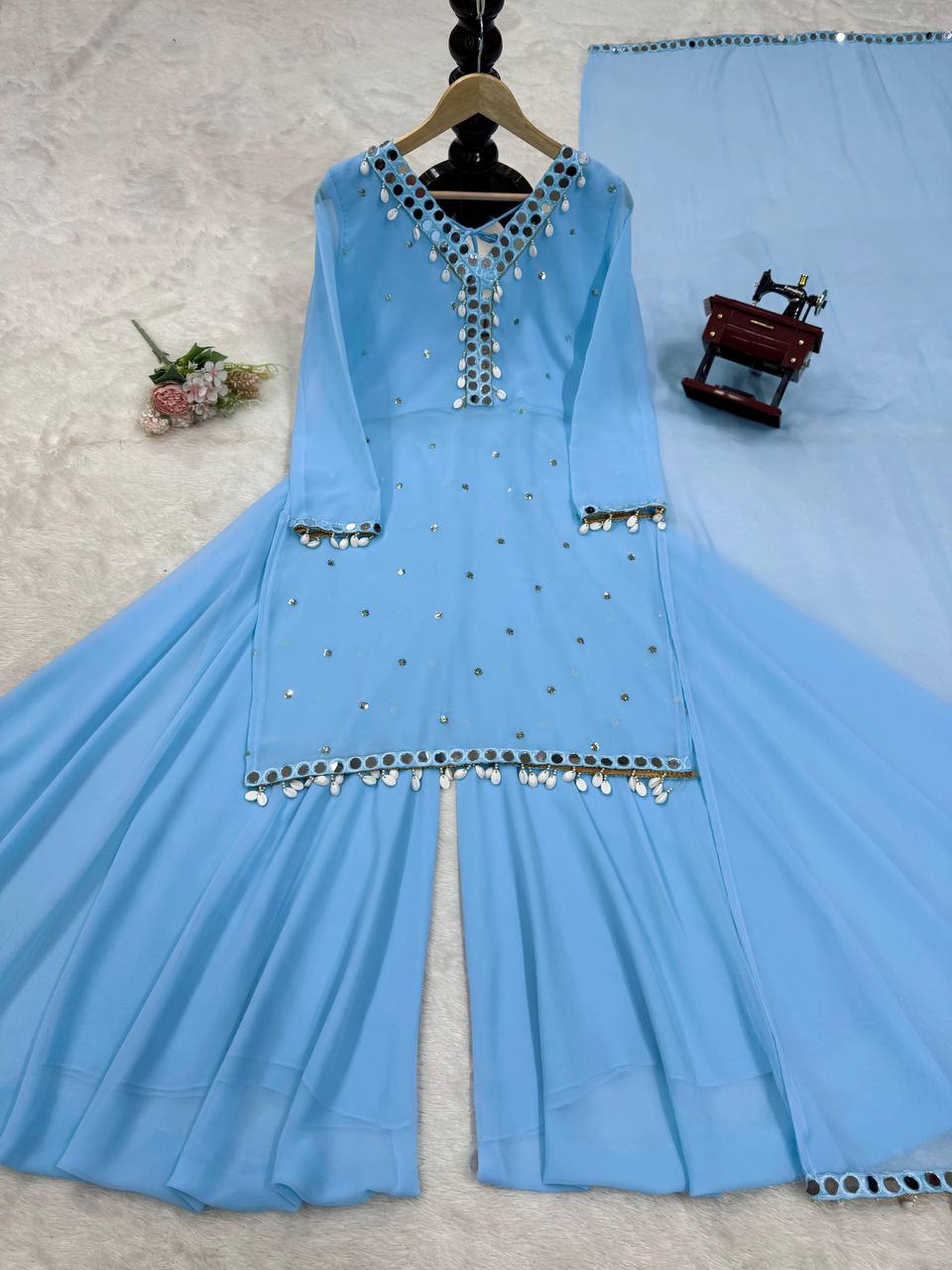 TRENDING BLUE GEORGATTE KURTA PLAZZO