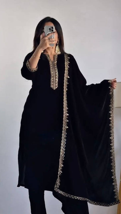 EXCLISIVE BLACK A-LINE VISCOSE VELVET KURTA SET